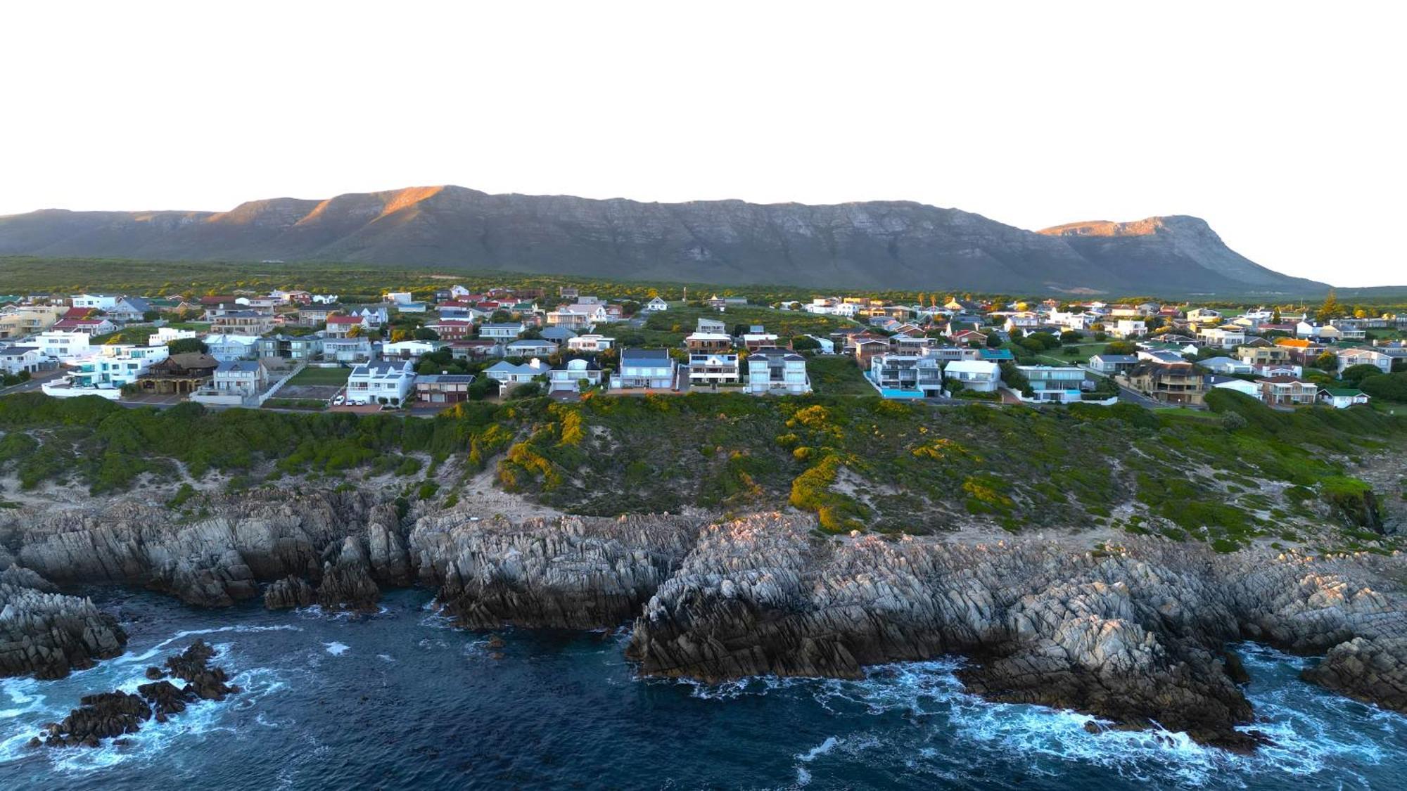 Kleinzee Oceanfront Guesthouse Gansbaai Ngoại thất bức ảnh