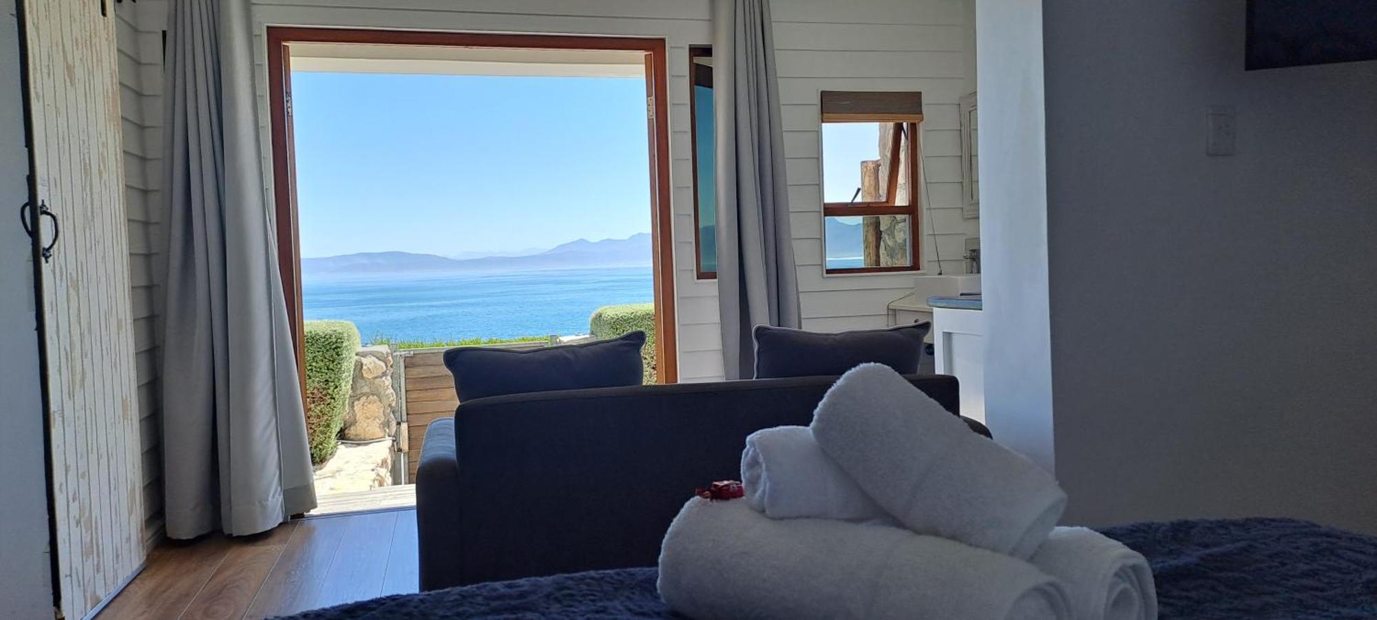 Kleinzee Oceanfront Guesthouse Gansbaai Ngoại thất bức ảnh
