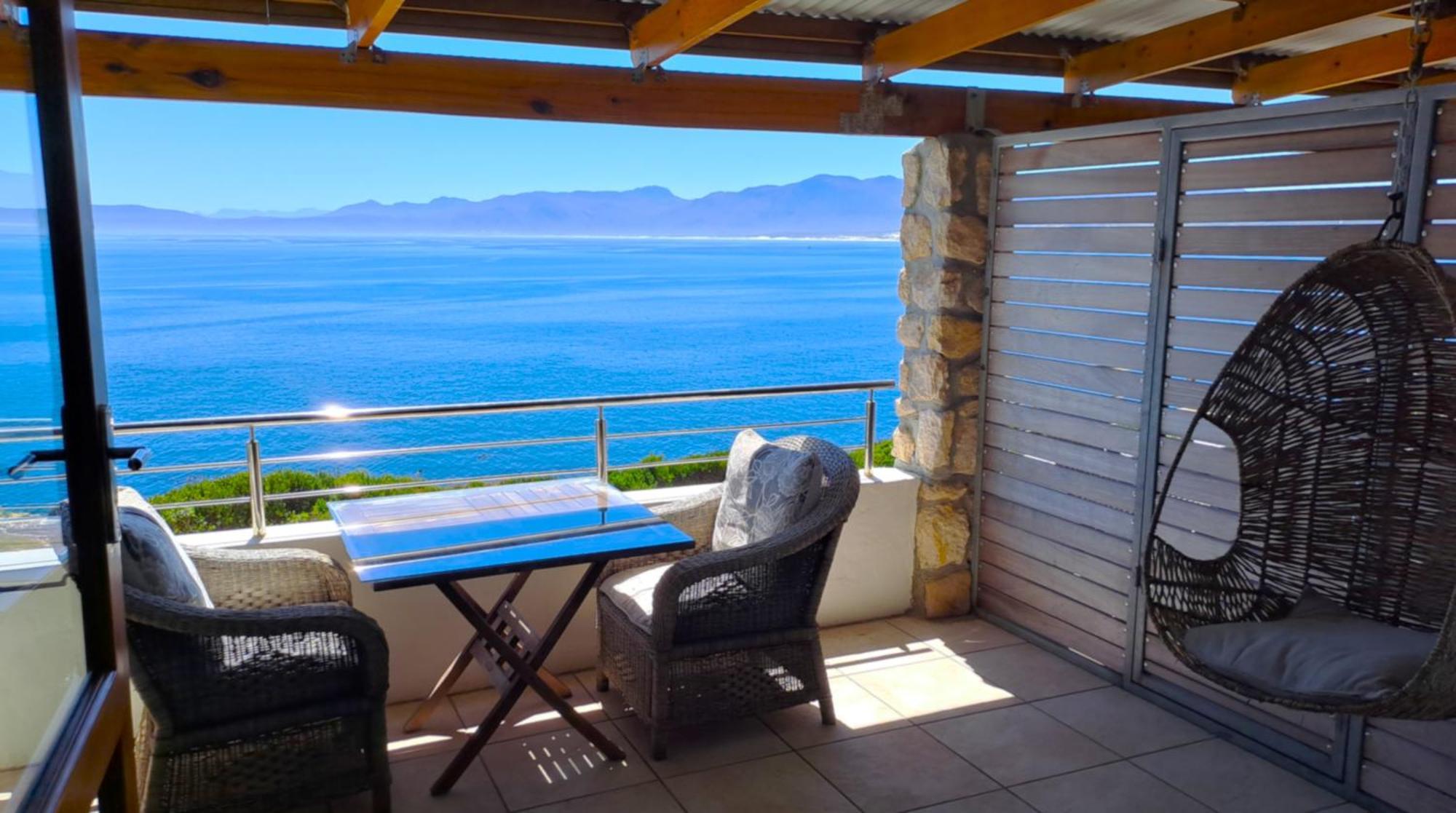 Kleinzee Oceanfront Guesthouse Gansbaai Ngoại thất bức ảnh